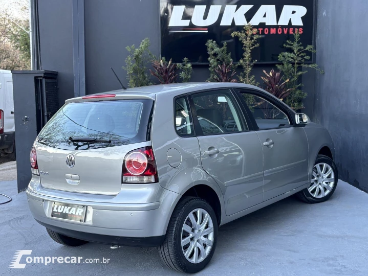 POLO 1.6 MI 8V