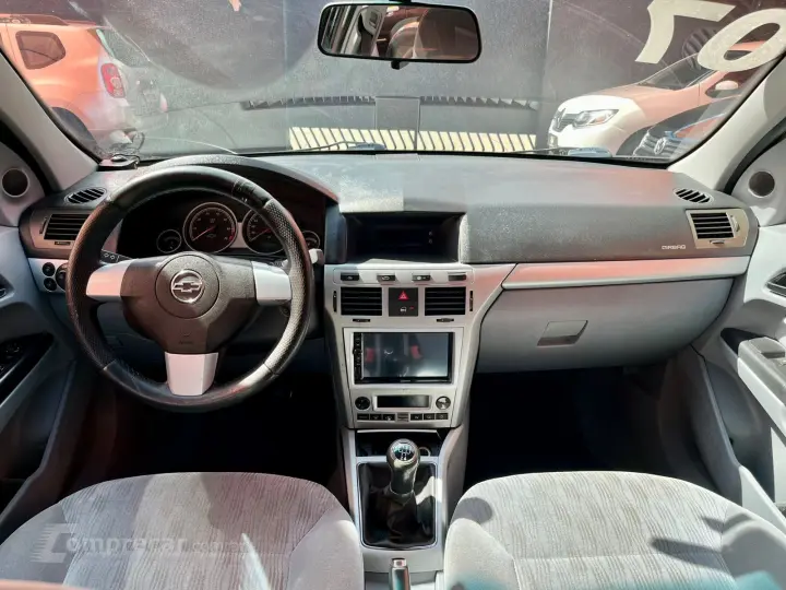 VECTRA 2.0 MPFI Elegance 8V