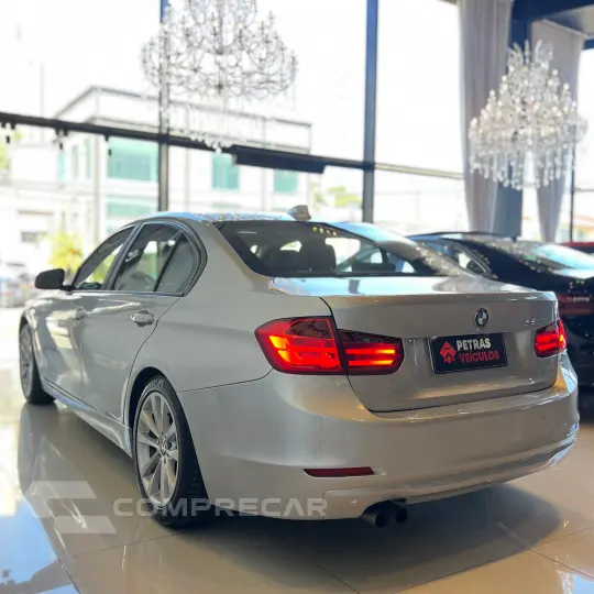 328I 2.0 Modern Sedan 16V