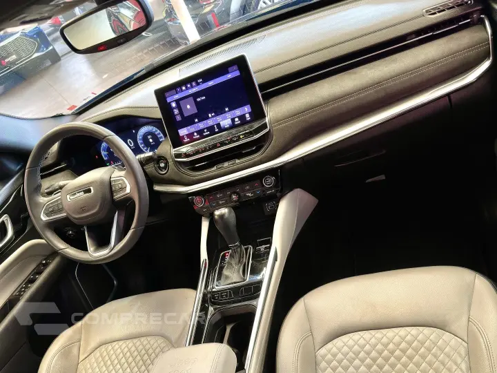 COMMANDER 1.3 T270 TURBO FLEX LIMITED AT6