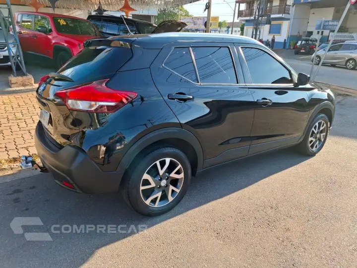 Kicks 1.6 16V Flexstart S Direct 4P Xtronic