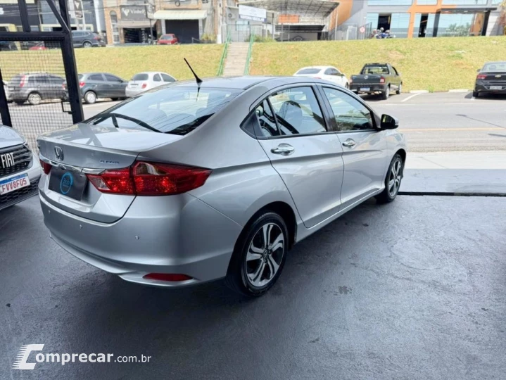 CITY Sedan EX 1.5 Flex 16V 4p Aut.