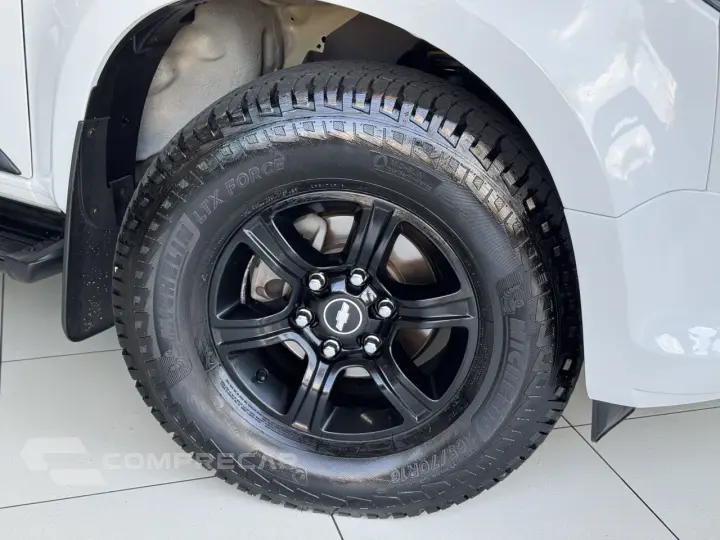 S10 2.8 16V LT CABINE DUPLA 4X4 TURBO DIESEL AUTOMÁTICO