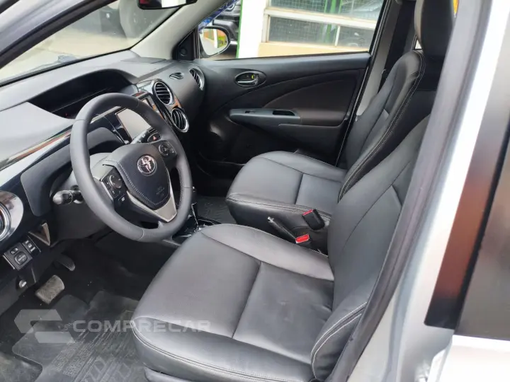 Etios Sedan 1.5 16V 4P FLEX XLS AUTOMÁTICO