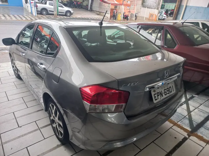 CITY 1.5 EX Sedan 16V