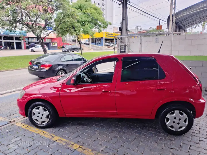 CELTA 1.0 MPFI LT 8V