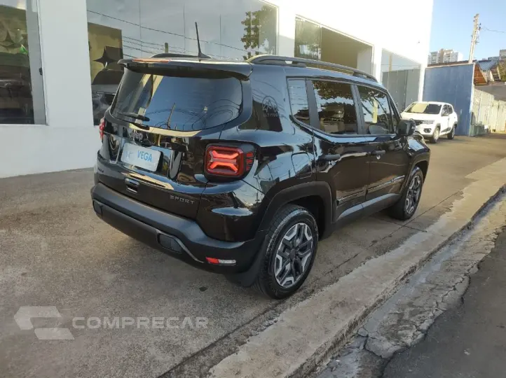 Renegade Sport Altitude 1.3 TB Flex Aut.