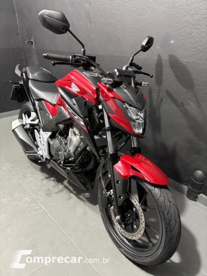 CB 300 F TWISTER ABS