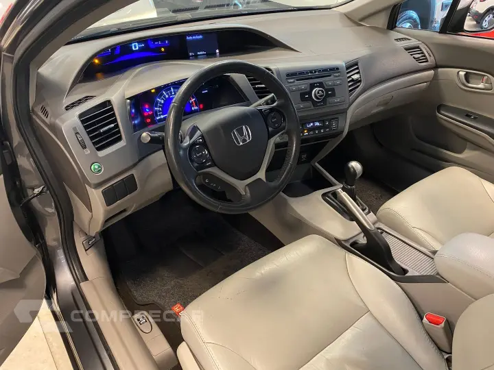 Civic 1.8 Lxs 16V Flex 4P Manual