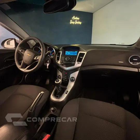 CRUZE LT 1.8 16V FlexPower 4p Mec.