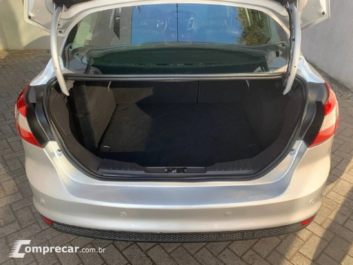 Focus 2.0 16V SE Plus Flex 5p Aut.