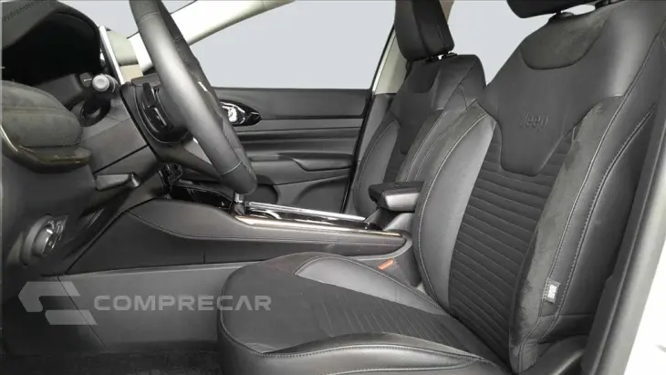 COMMANDER 1.3 T270 TURBO FLEX LIMITED AT6