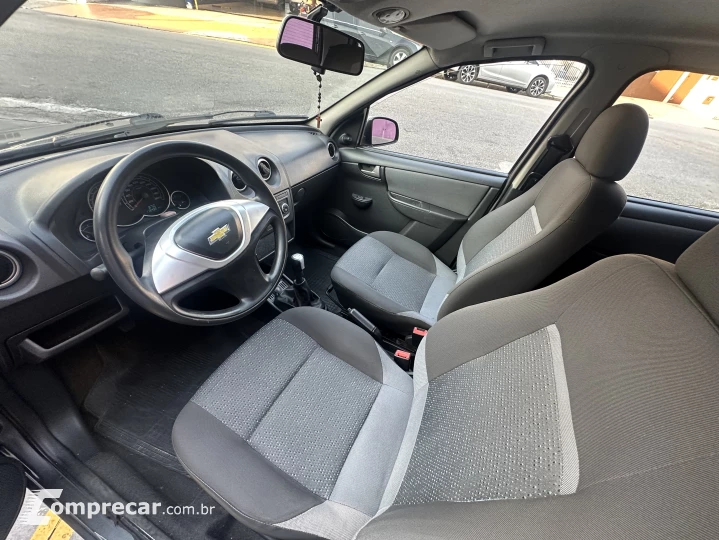 CELTA 1.0 MPFI LT 8V