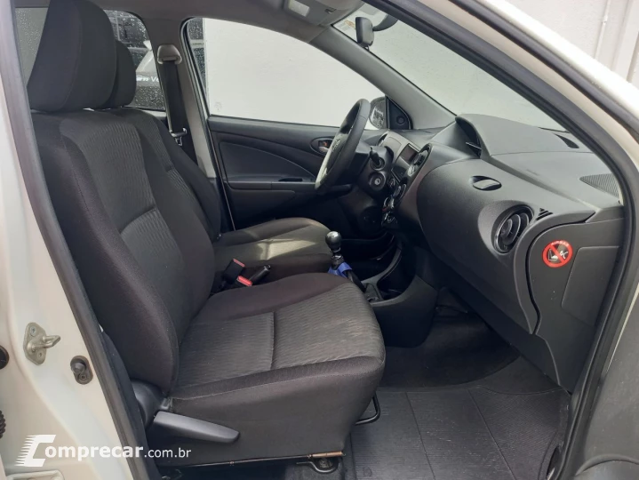Etios Hatch 1.3 16V 4P FLEX X