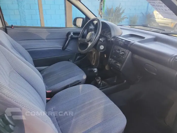 Corsa Hatch 1.0 SUPER