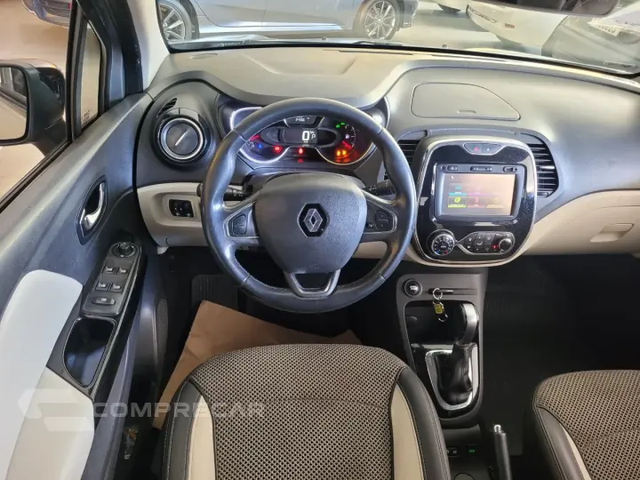 CAPTUR Intense 2.0 16V Flex 5p Aut.