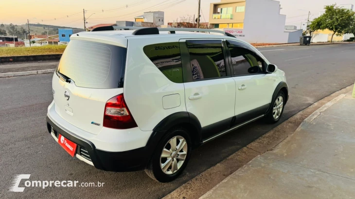 LIVINA 1.8 SL X-gear 16V