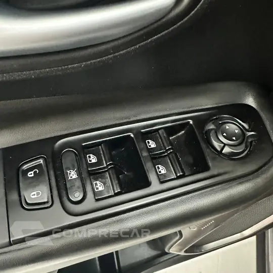 Renegade Limited 1.8 4x2 Flex 16V Aut.