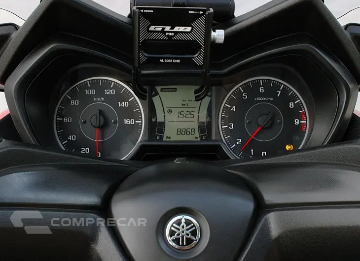 YAMAHA XMAX ABS