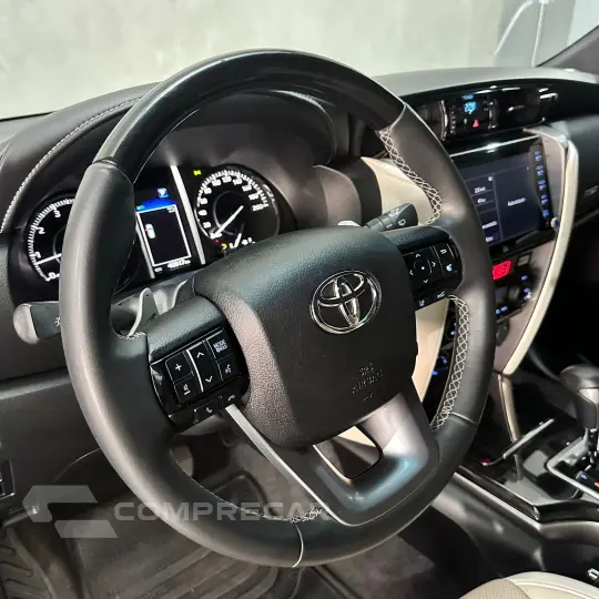 Hilux SW4 Diamond 2.8 TB 4x4 Die. Aut.