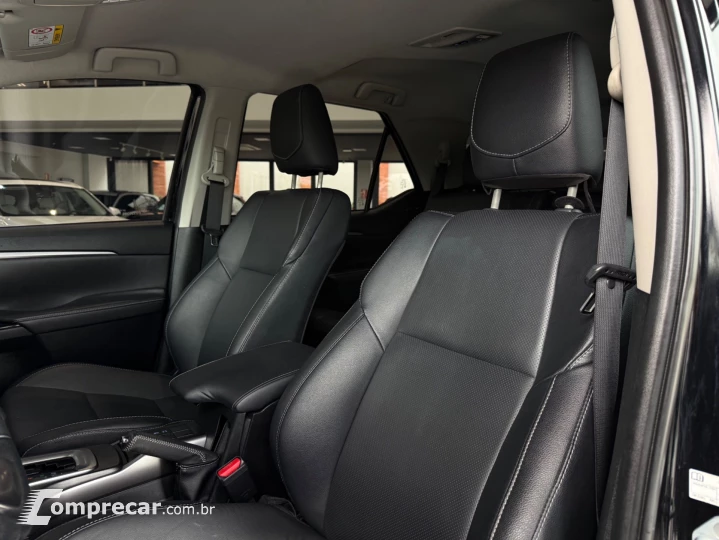Hilux SW4 SRX 4x4 2.8 TDI 16V Dies. Aut.