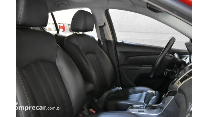 CRUZE HATCH - 1.8 LT SPORT6 16V 4P AUTOMÁTICO