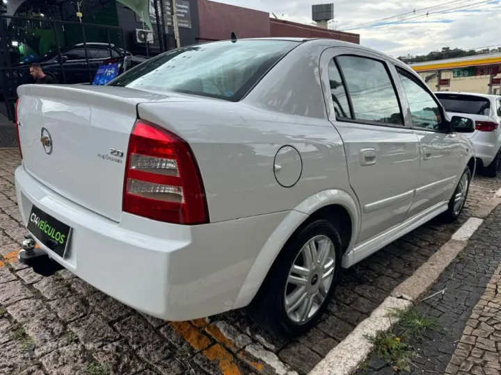 Astra Advantage 2.0 MPFI 8V FlexPower 5p