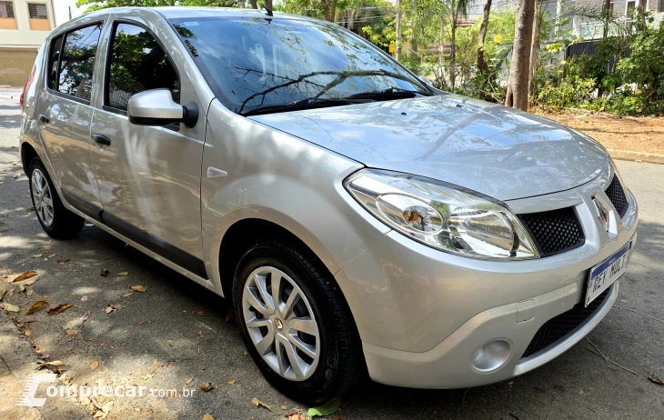 SANDERO 1.6 Expression 8V