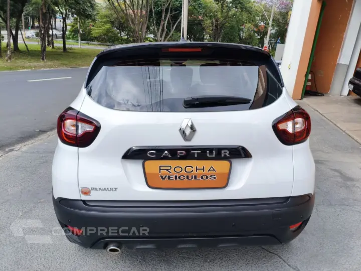 Captur 1.6 16V 4P FLEX SCE LIFE X-TRONIC CVT