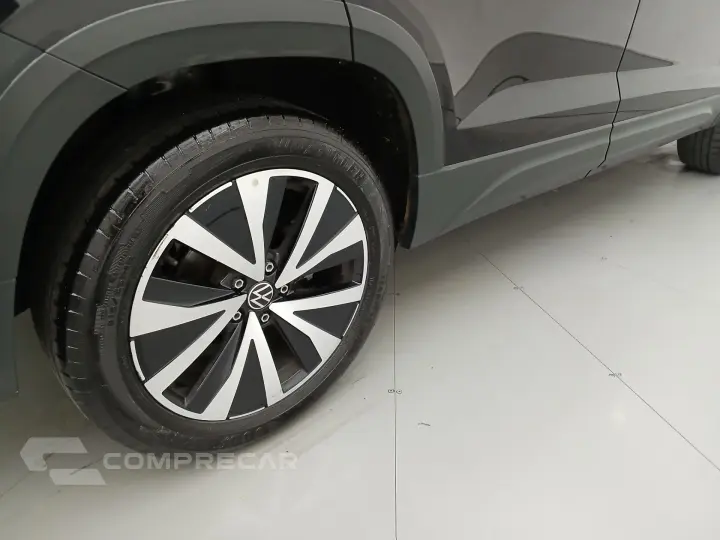 TAOS 1.4 250 TSI TOTAL FLEX HIGHLINE AUTOMÁTICO