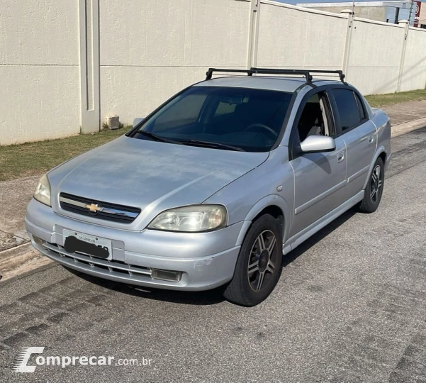 ASTRA 1.8 MPFI GL 8V