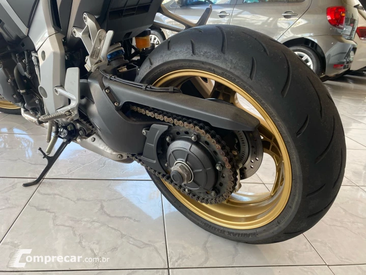 CB1000 R