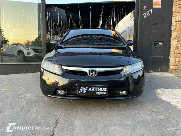 Civic Sedan LXS 1.8/1.8 Flex 16V Aut. 4p