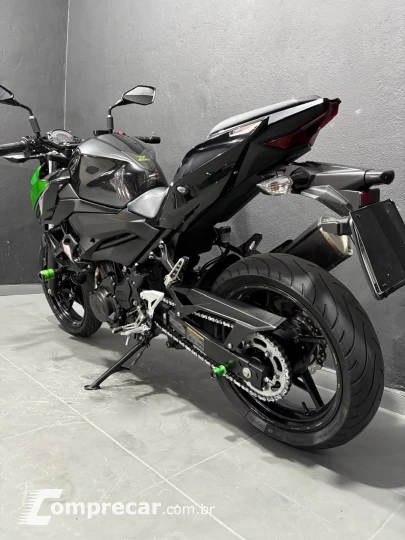 Z 400 ABS