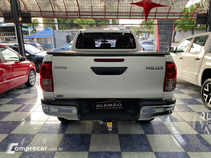 HILUX 2.8 STD 4X4 CD 16V