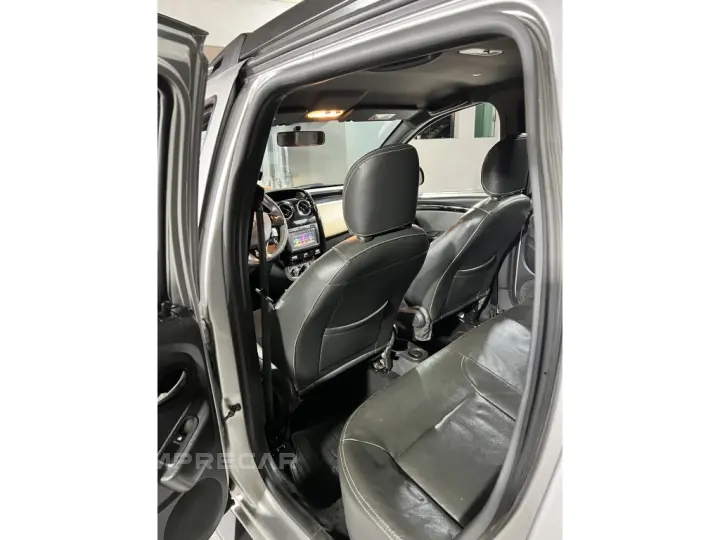 DUSTER 2.0 16V HI-FLEX DAKAR II MANUAL