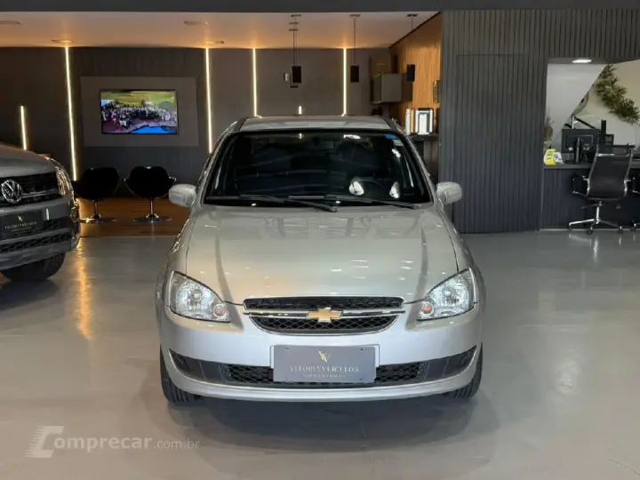 CLASSIC 1.0 MPFI LS 8V FLEX 4P MANUAL