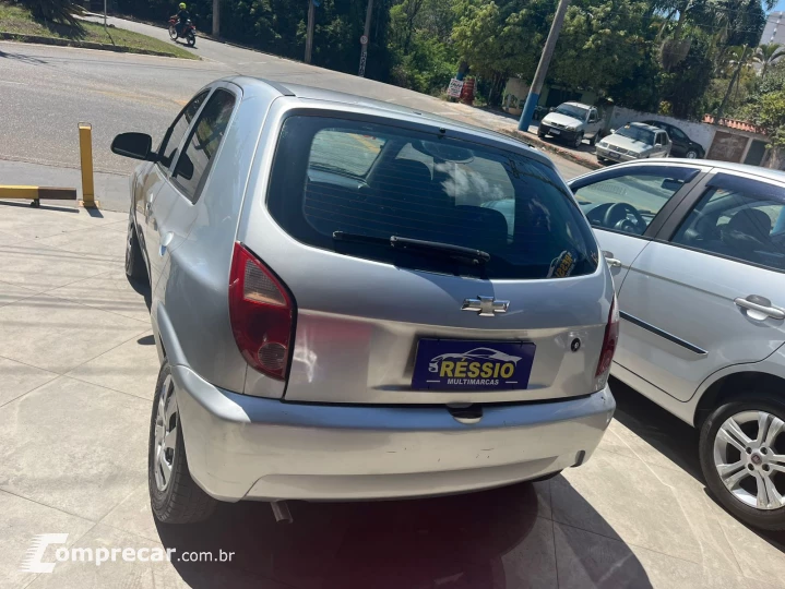CELTA 1.0 MPFI LT 8V
