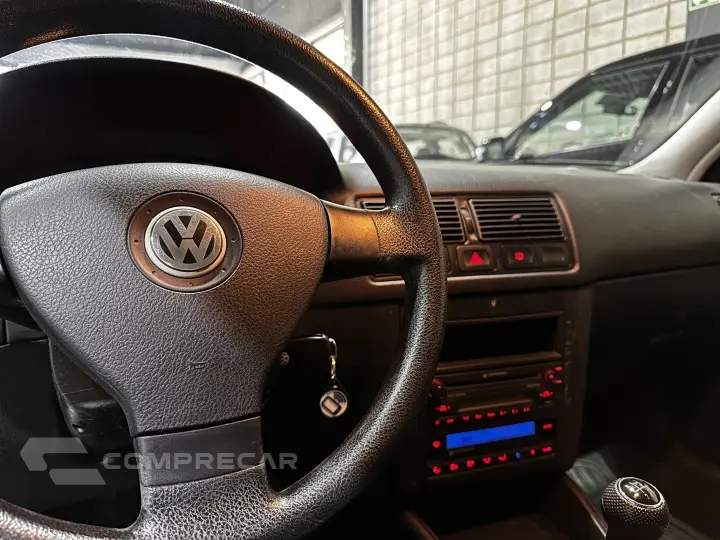 GOLF 1.6 MI SPORTLINE 8V FLEX 4P MANUAL
