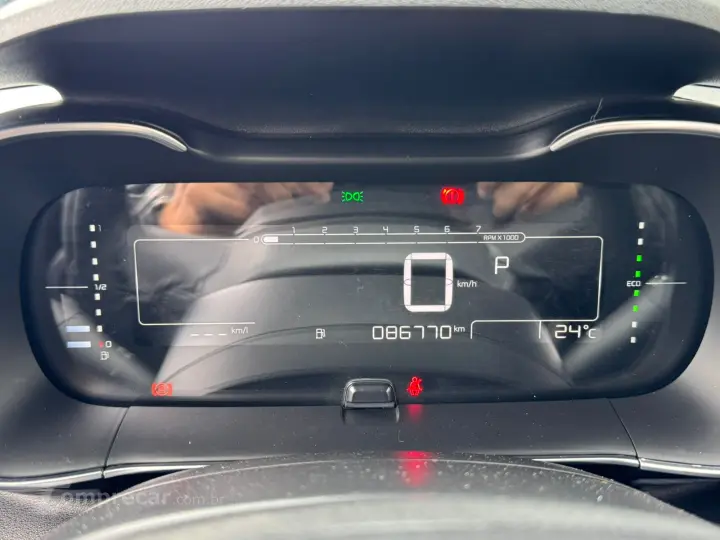 C4 CACTUS 1.6 THP Shine Eat6