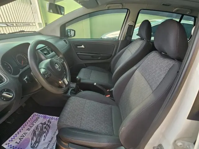 FOX - 1.6 MI 8V 4P MANUAL