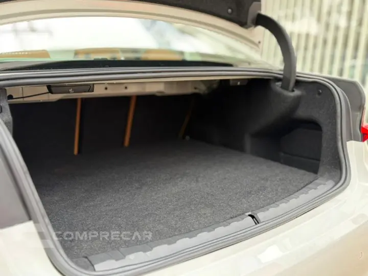 320iA 2.0 Turbo/ActiveFlex 16V/GP  4p