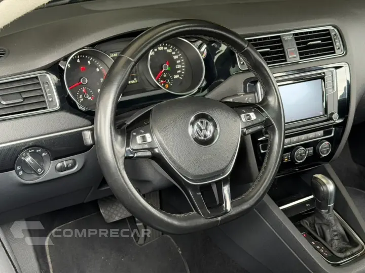 JETTA 2.0 TSI HIGHLINE 211CV GASOLINA 4P TIPTRONIC