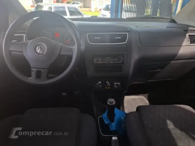 FOX - 1.6 MI 8V 4P MANUAL