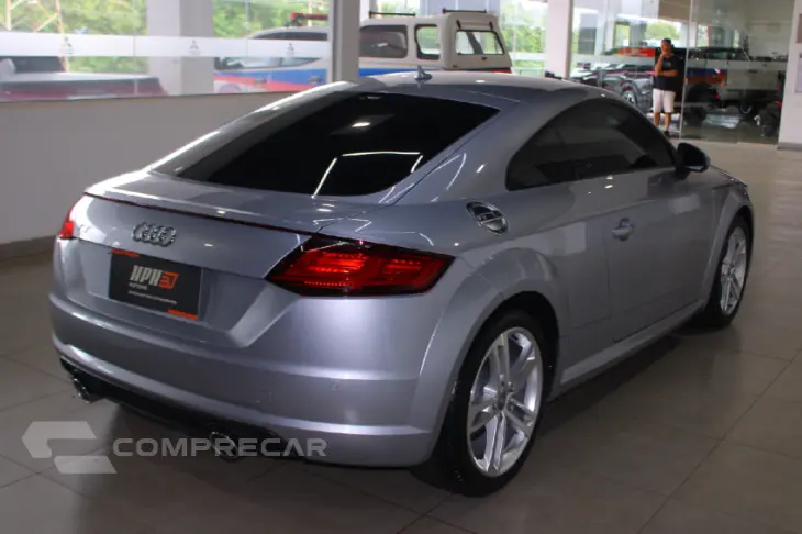 TT 2.0 TFSI Coupé Attraction