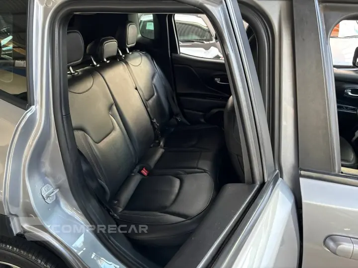 Renegade Longitude 1.8 4x2 Flex 16V Aut.