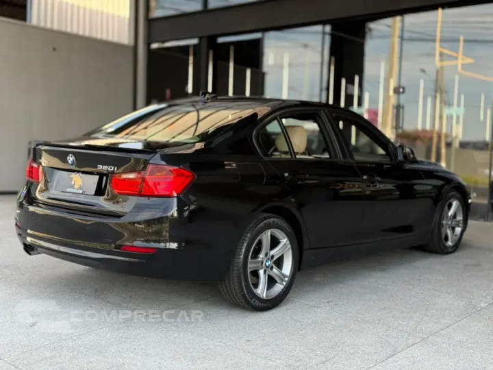 320i 2.0 16V TURBO ACTIVE FLEX 4P AUTOMÁTICO