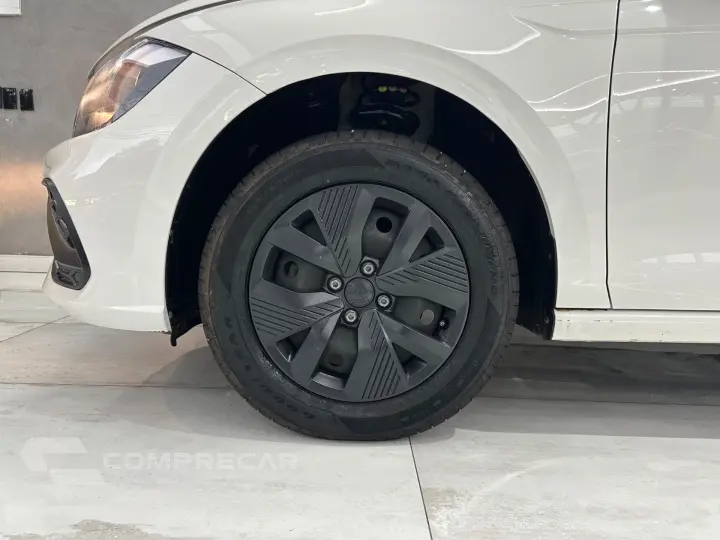 Polo Track 1.0 Flex 12V 5p