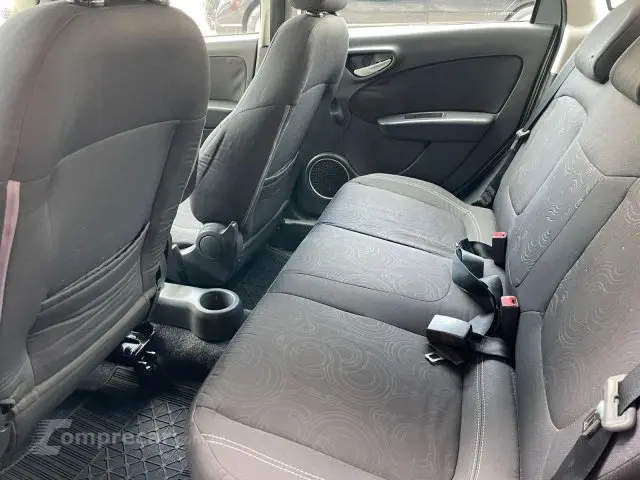 GRAND SIENA - 1.4 MPI ATTRACTIVE 8V 4P MANUAL