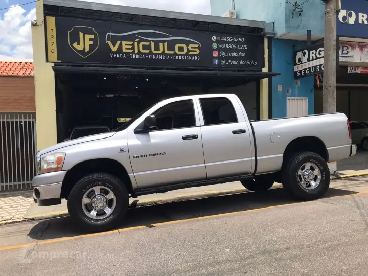 2500 5.9 SLT 4X4 CD I6 24V Turbo